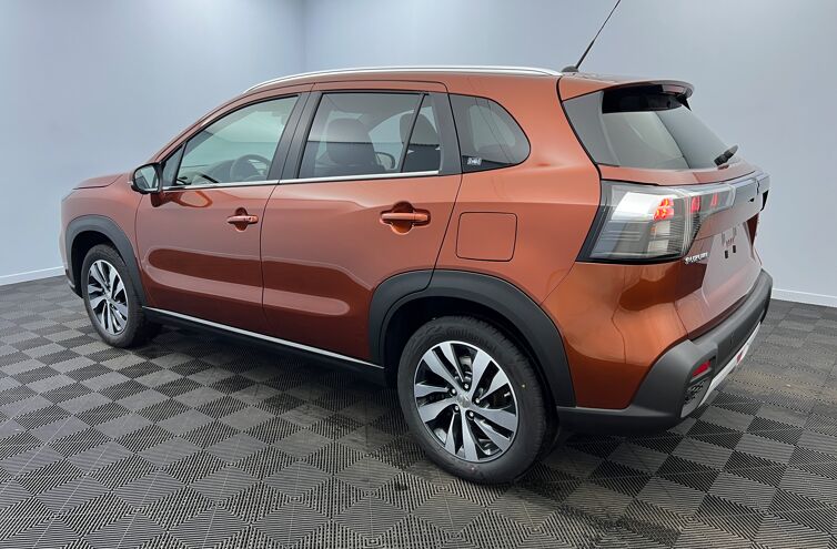 SUZUKI S-Cross SUV Hybride Essence