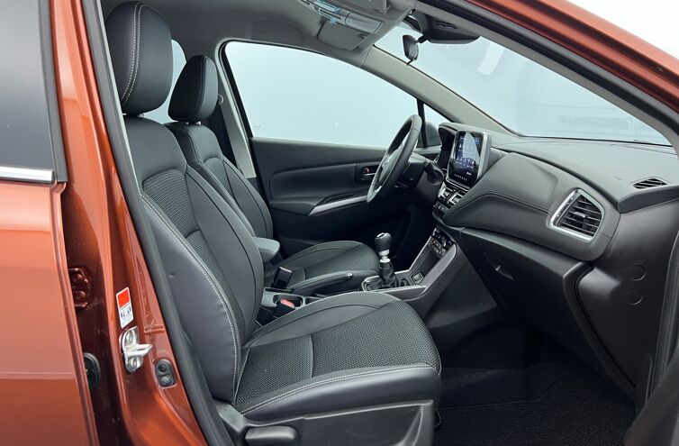 SUZUKI S-Cross SUV Hybride Essence