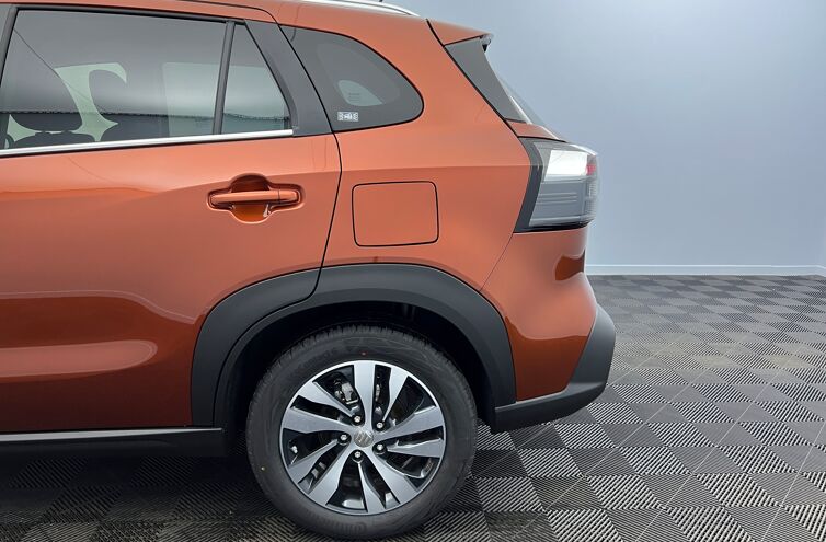 SUZUKI S-Cross SUV Hybride Essence