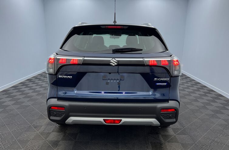 SUZUKI S-Cross SUV Hybride Essence