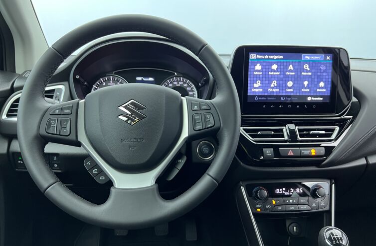 SUZUKI S-Cross SUV Hybride Essence