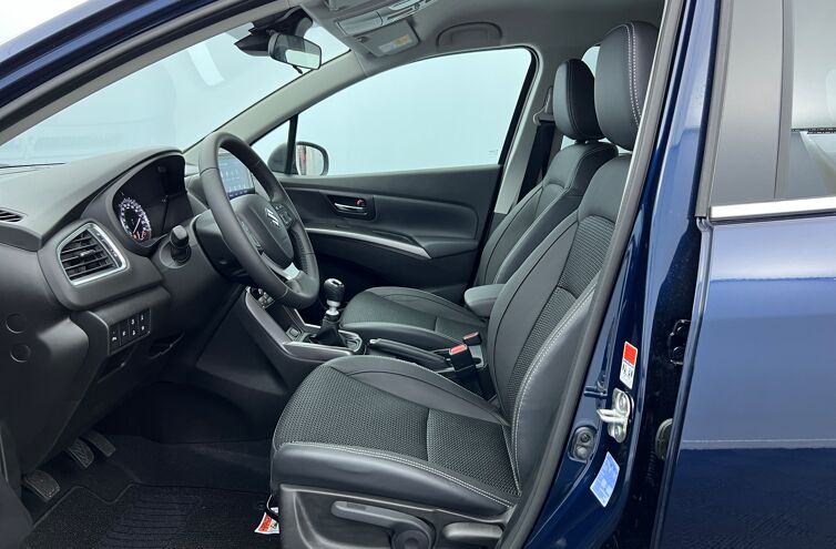 SUZUKI S-Cross SUV Hybride Essence