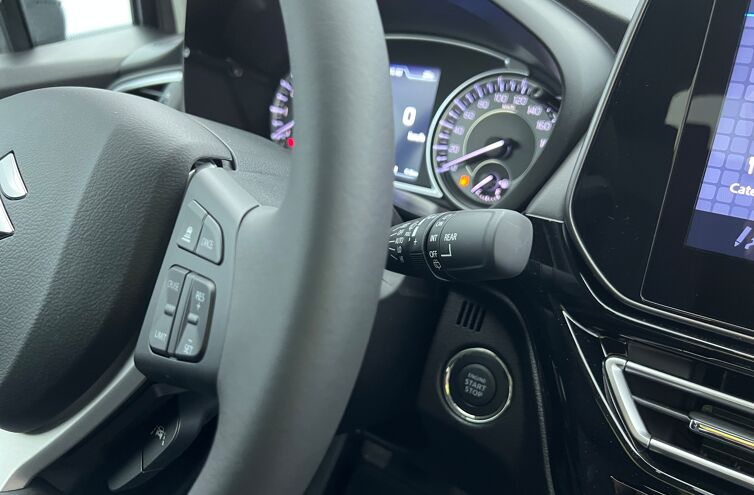 SUZUKI S-Cross SUV Hybride Essence