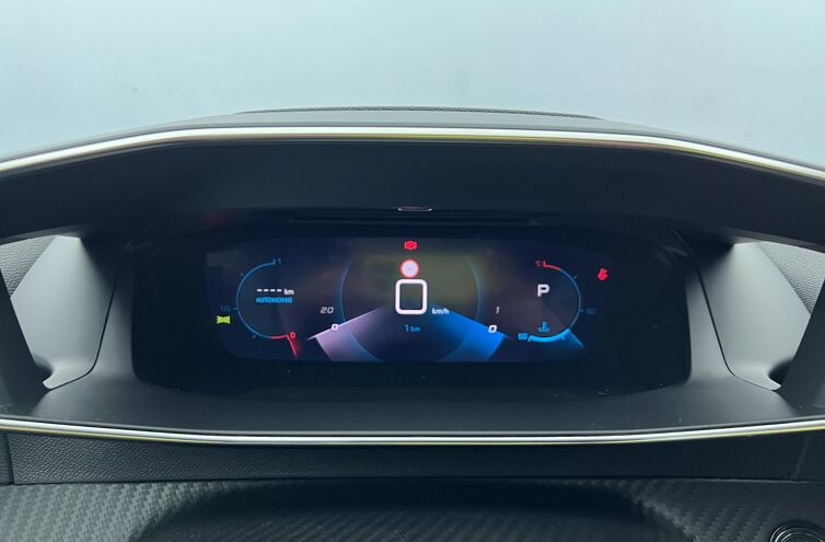 PEUGEOT 2008 SUV Essence