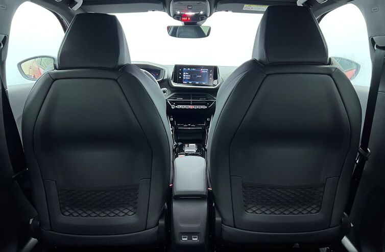 PEUGEOT 2008 SUV Essence