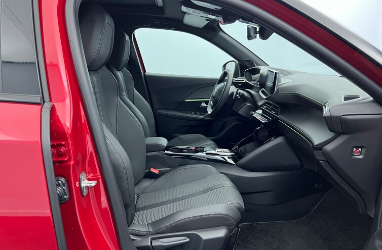 PEUGEOT 2008 SUV Essence