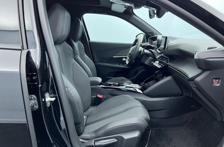 PEUGEOT 2008 SUV Essence