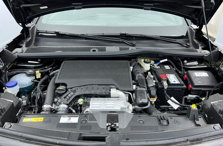 PEUGEOT 2008 SUV Essence
