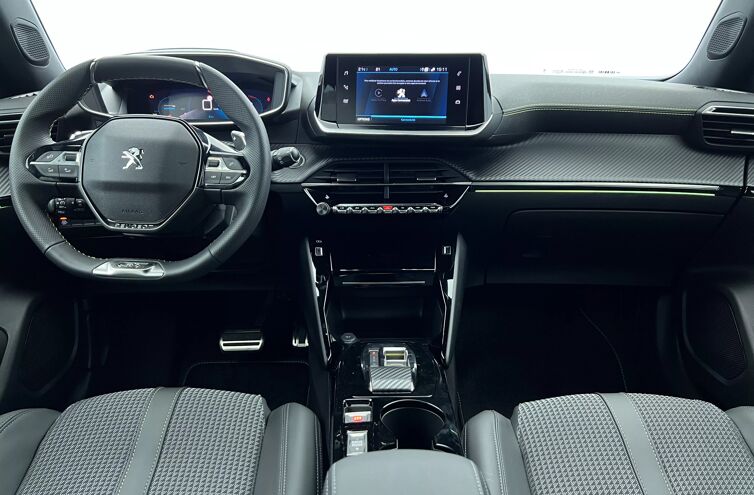 PEUGEOT 2008 SUV Essence