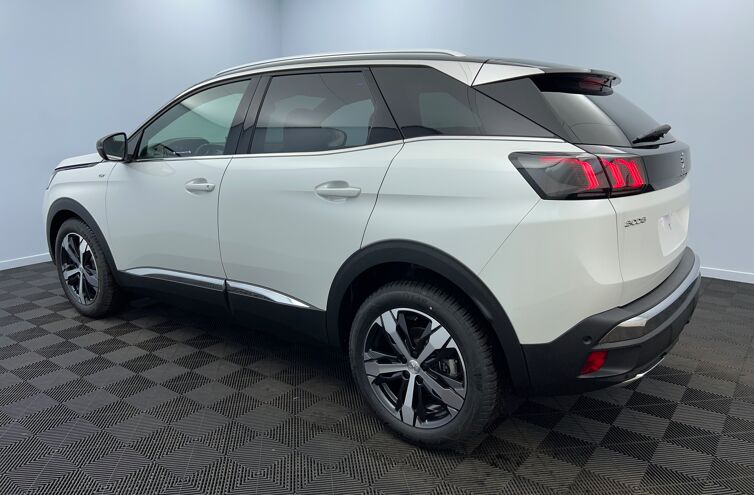 PEUGEOT 3008 SUV Essence