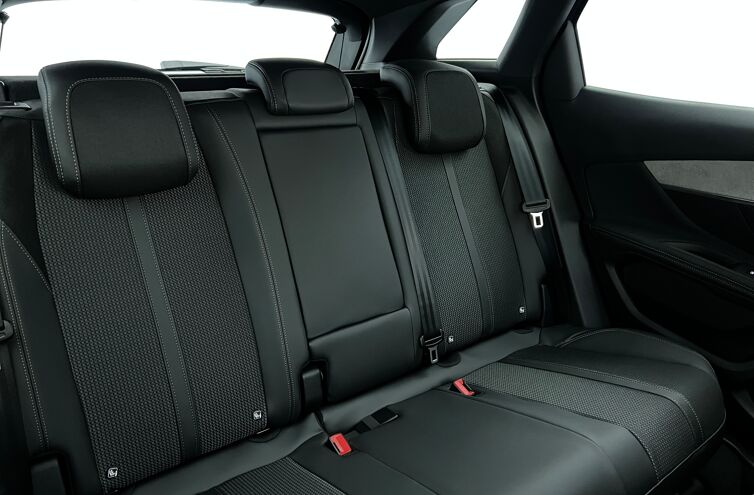 PEUGEOT 3008 SUV Essence