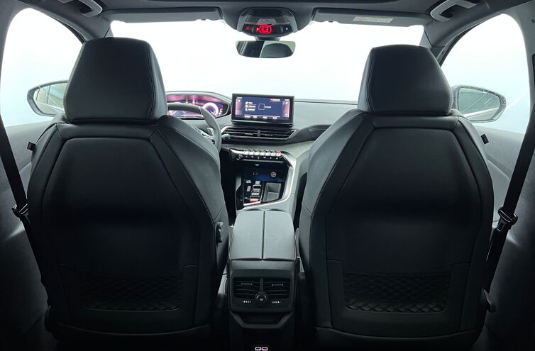 PEUGEOT 3008 SUV Essence