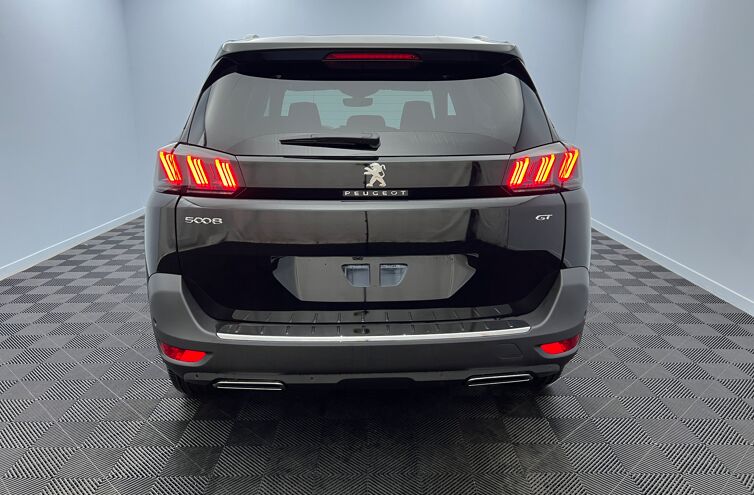 PEUGEOT 5008 SUV Essence