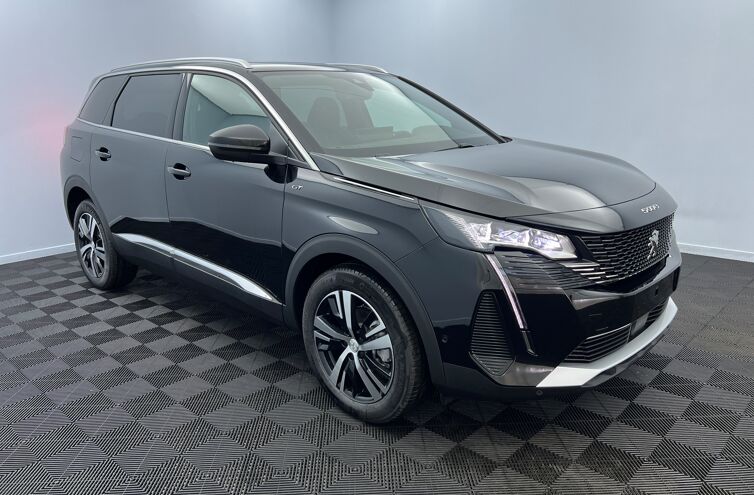 PEUGEOT 5008 SUV Essence