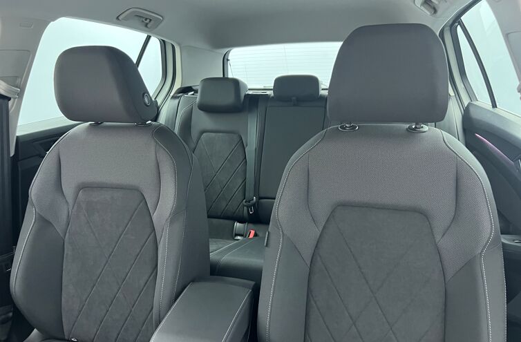 VOLKSWAGEN Golf Berline Essence Hybride