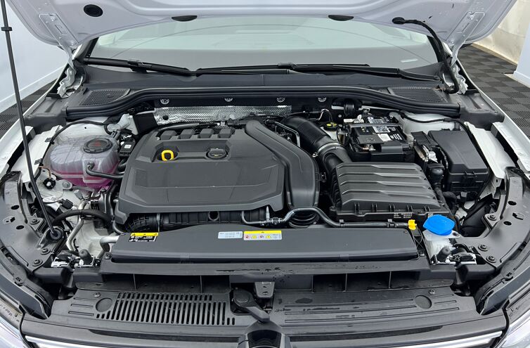 VOLKSWAGEN Golf Berline Essence Hybride