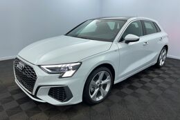 Automobile/Actu. Nouvelle Audi A3 sportback : quatre portes et 24 ans de  succès