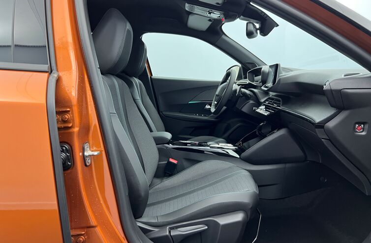 PEUGEOT 2008 SUV Essence