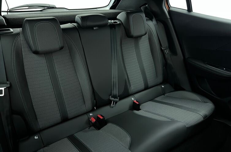PEUGEOT 2008 SUV Essence