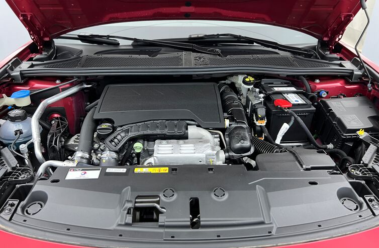 PEUGEOT 408 Nouvelle Berline Essence