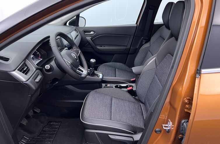 RENAULT Captur SUV Essence