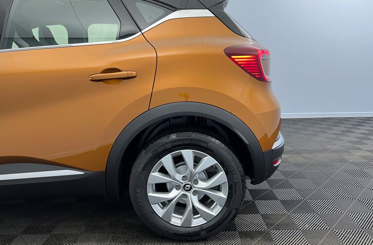 RENAULT Captur SUV Essence