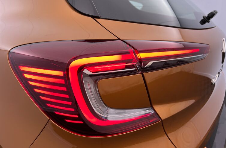 RENAULT Captur SUV Essence