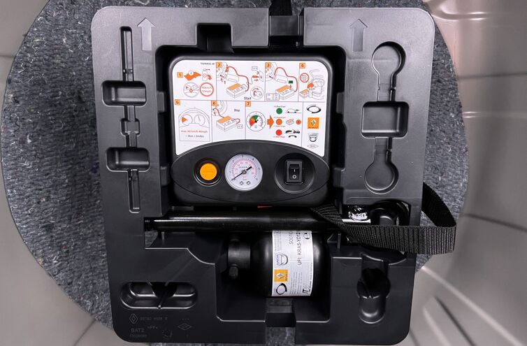 RENAULT Captur SUV Essence