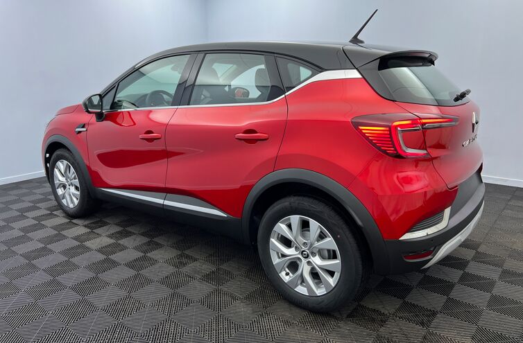 RENAULT Captur SUV Essence
