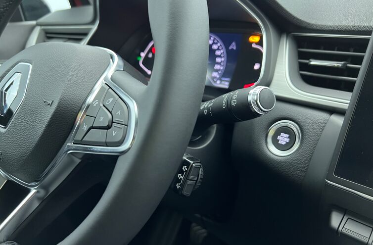RENAULT Captur SUV Essence