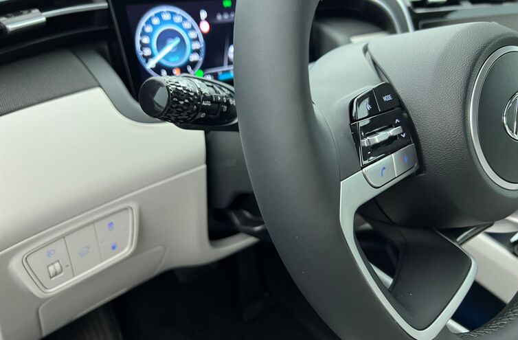 HYUNDAI Tucson SUV Hybride rechargeable Essence
