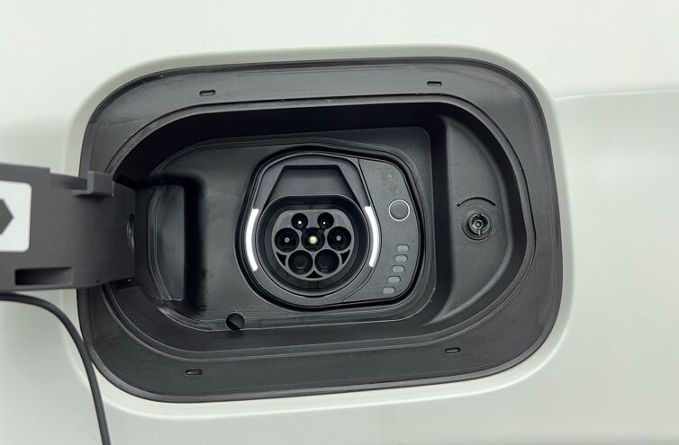JEEP Compass SUV Hybride rechargeable Essence