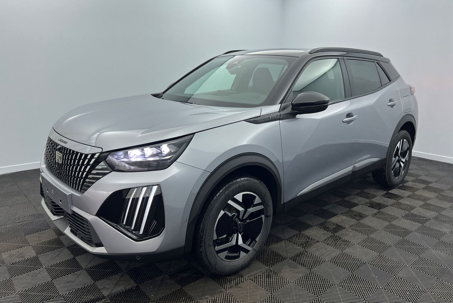 PEUGEOT 2008 SUV Essence 