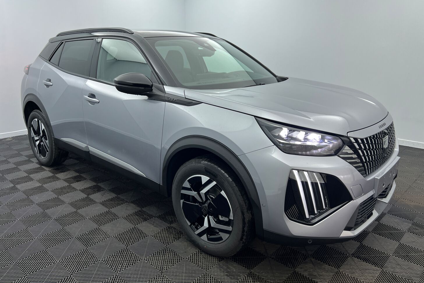 PEUGEOT 2008 SUV Essence 