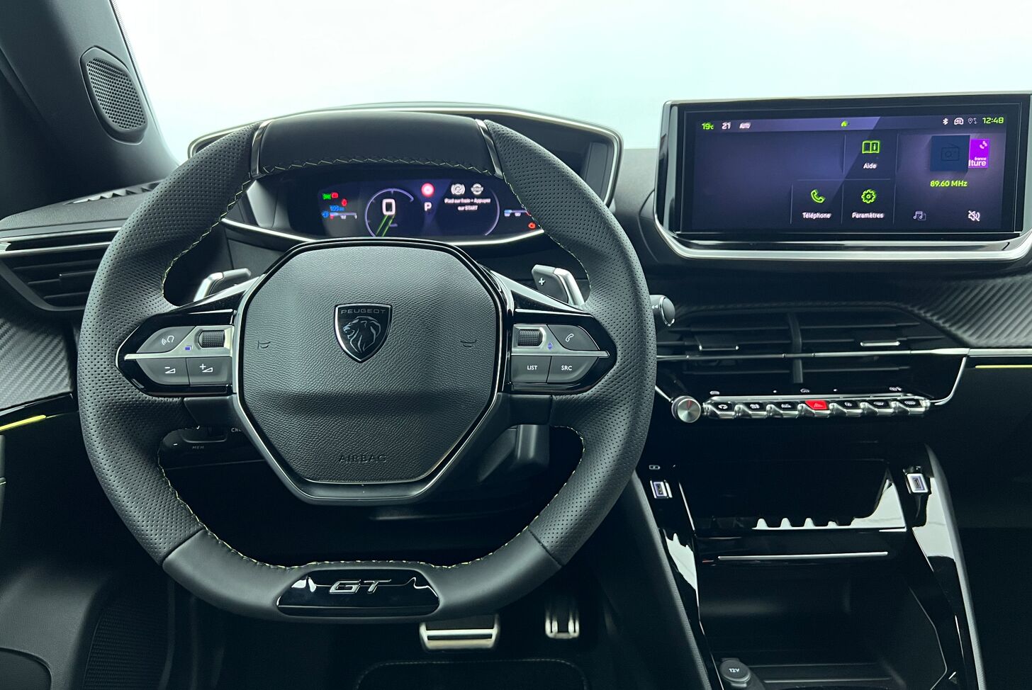 PEUGEOT 2008 SUV Essence 