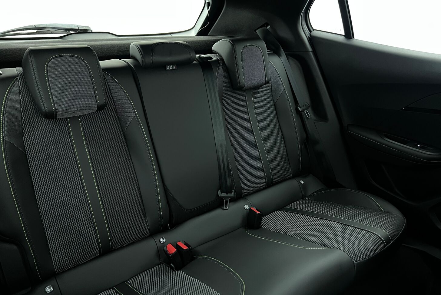 PEUGEOT 2008 SUV Essence 