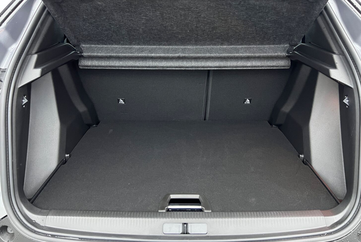 PEUGEOT 2008 SUV Essence 