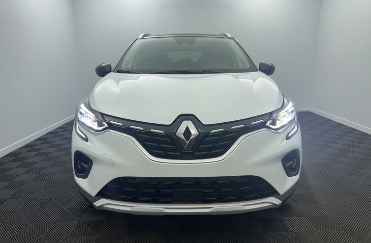 RENAULT Captur SUV Essence 