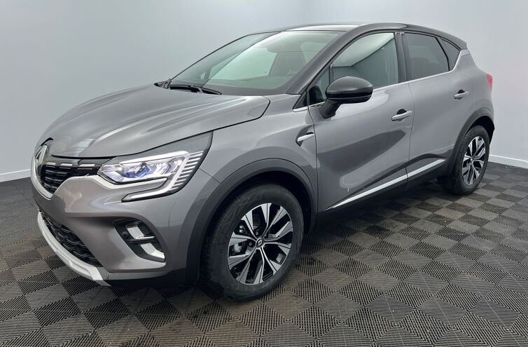 RENAULT Captur SUV Essence 