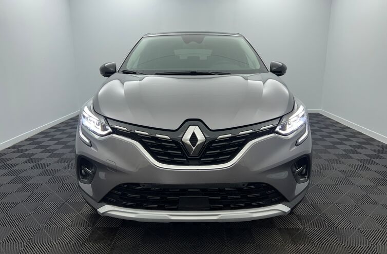 RENAULT Captur SUV Essence 