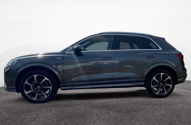 AUDI Q3 SUV Essence Hybride