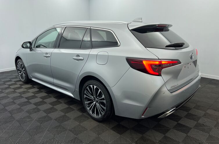 TOYOTA Corolla Touring Sports Break Hybride Essence