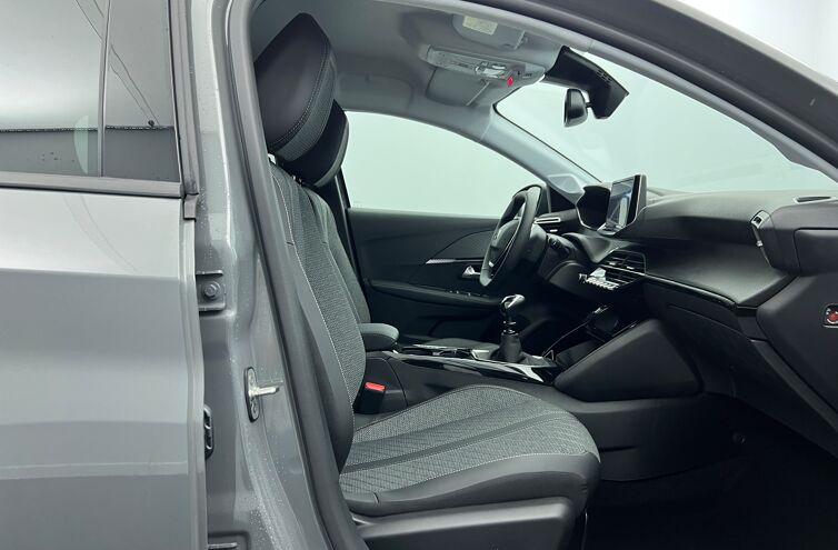 PEUGEOT 208 Citadine Essence
