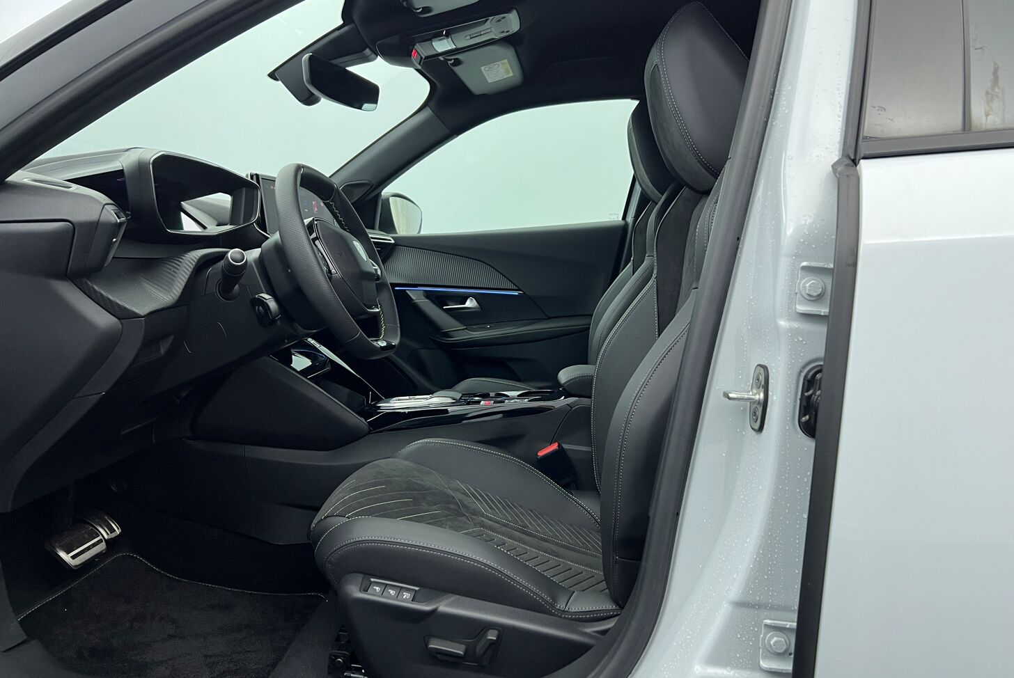 PEUGEOT 2008 SUV Electrique 