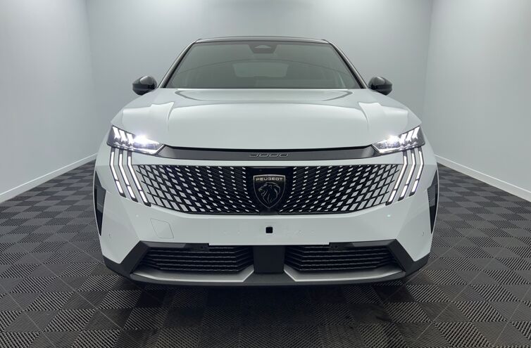 PEUGEOT 3008 SUV Hybride Essence