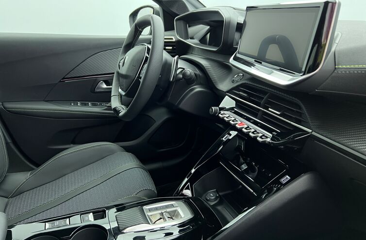PEUGEOT 208 Citadine Hybride Essence