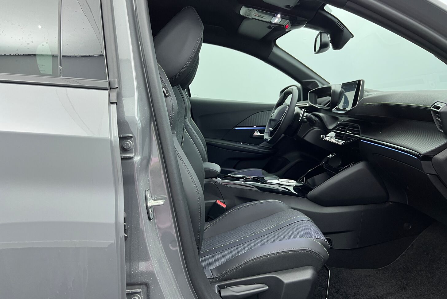 PEUGEOT 208 Citadine Hybride Essence