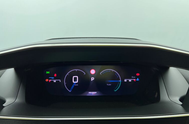 PEUGEOT 208 Citadine Hybride Essence