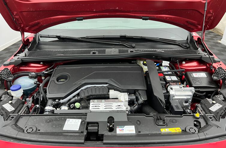 PEUGEOT 208 Citadine Hybride Essence