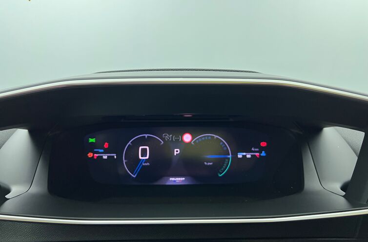 PEUGEOT 2008 SUV Hybride Essence
